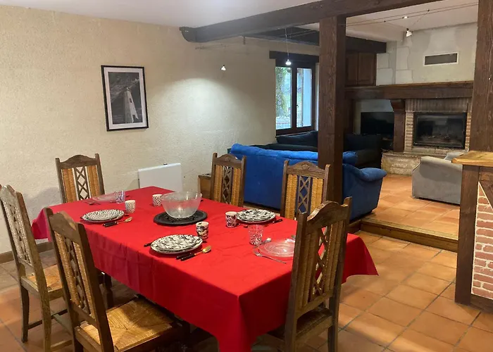 Chez Mike Nocleg ze śniadaniem *